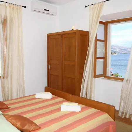 Guest house Coosy Rooms Katarina 3*